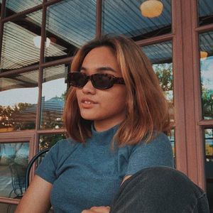 Meet your Posher, Eleahnah shainel